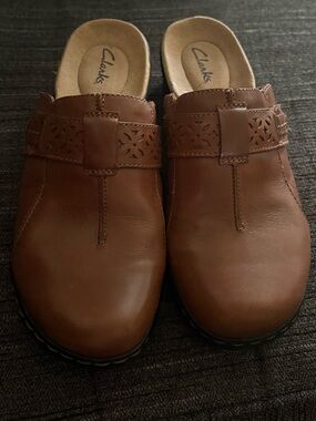 Clarks Brown Leather Slip-On Mules
